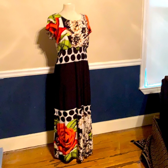 Full length Madison dress Size Medium - Picture 1 of 3